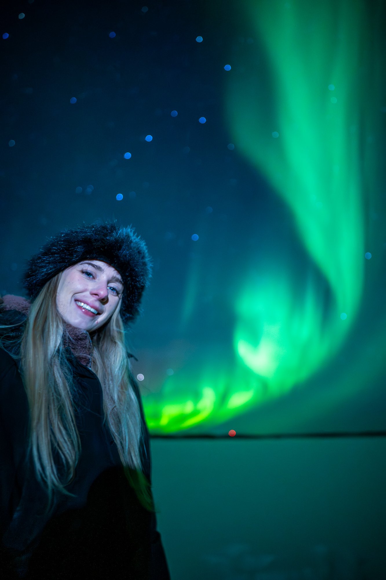 Rovaniemi: Unlimited Range Northern Lights Hunt with VIP Van
