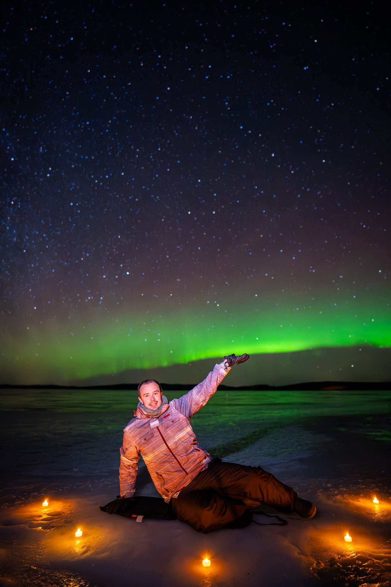 Rovaniemi: Unlimited Range Northern Lights Hunt with VIP Van